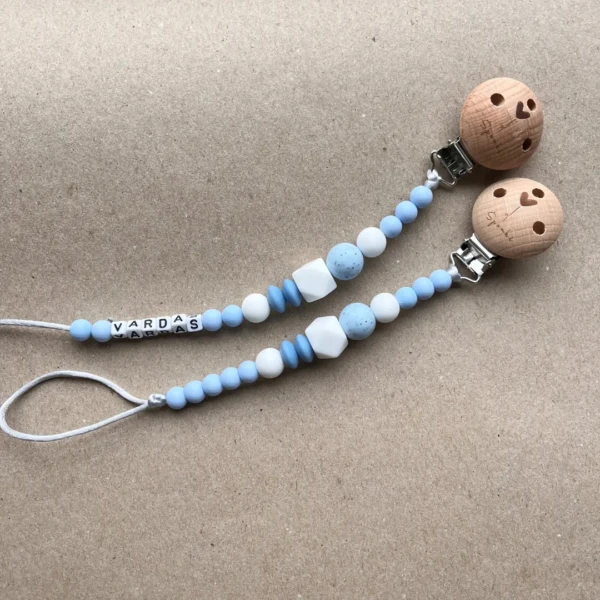 Čiulptuko laikiklis su vardu 8