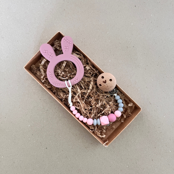 Silikoninis kramtukas ir ciulptuko laikiklis - dovana naujagimiui