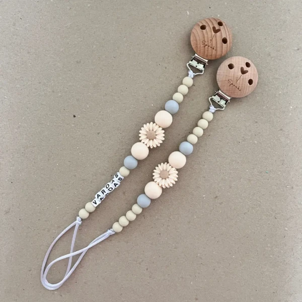 Silikoninis čiulptuko laikiklis - vardinis čiulptuko laikiklis