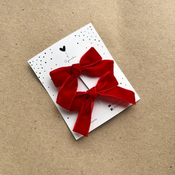 segtukai - raudonas bantukas