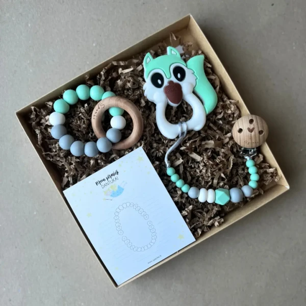 kramtukas kūdikiui rinkinys su voverės kramtuku ir laikikliu