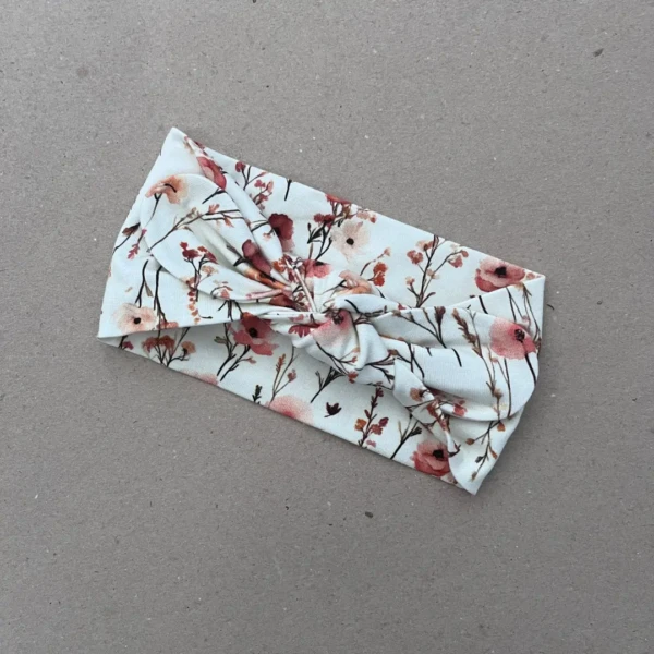 Plati galvos juosta mergaitei su aguonų gėlių raštu